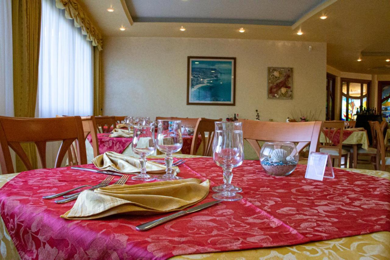 Hotel L'Ancora Capo Vaticano Eksteriør bilde