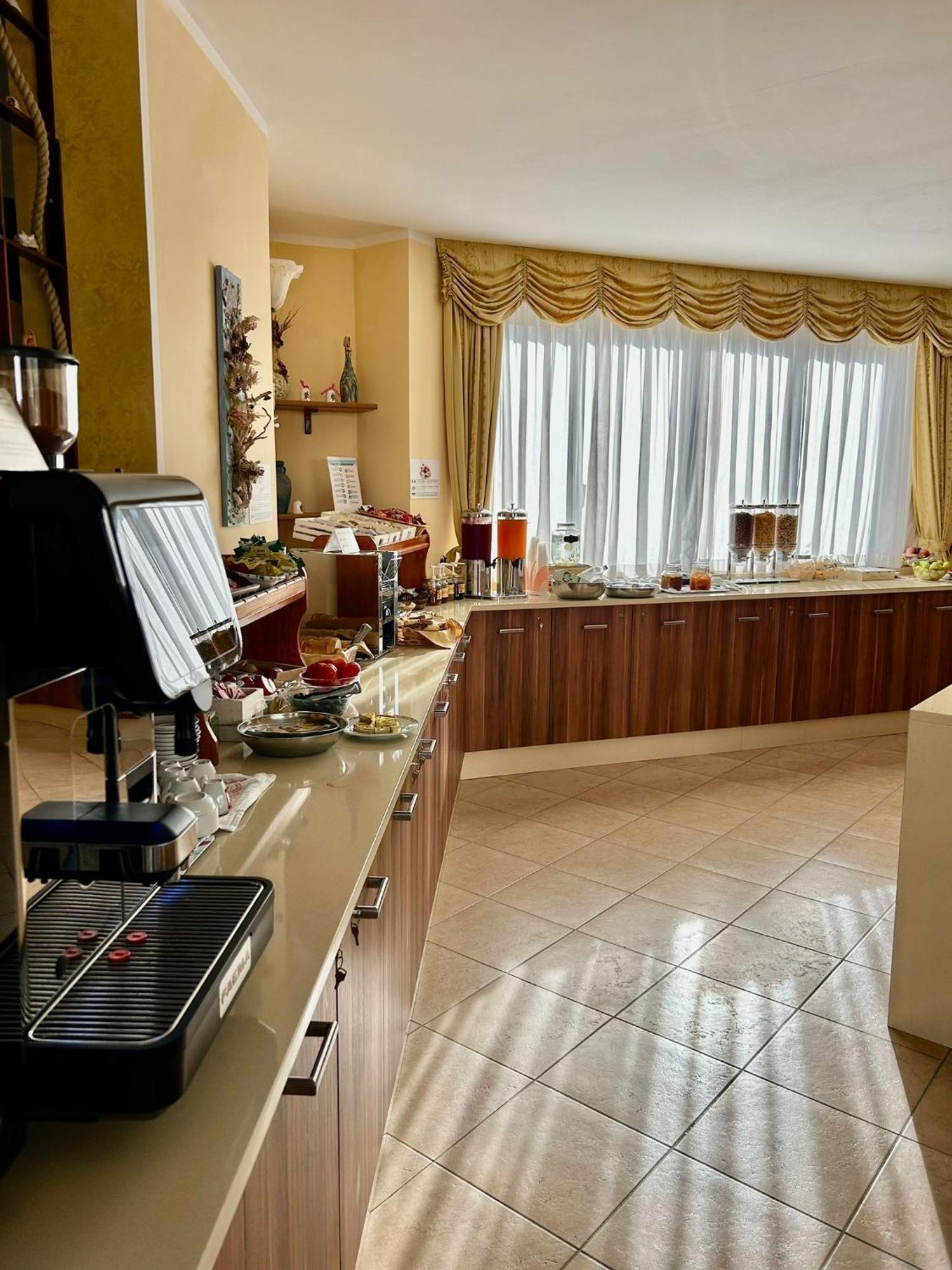 Hotel L'Ancora Capo Vaticano Eksteriør bilde