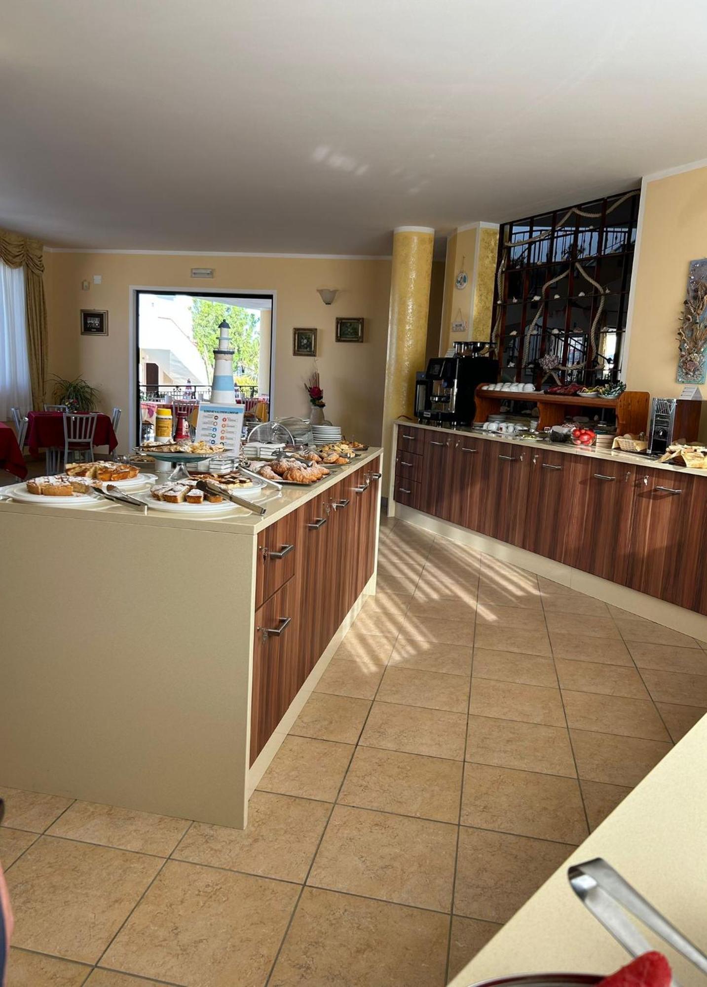 Hotel L'Ancora Capo Vaticano Eksteriør bilde