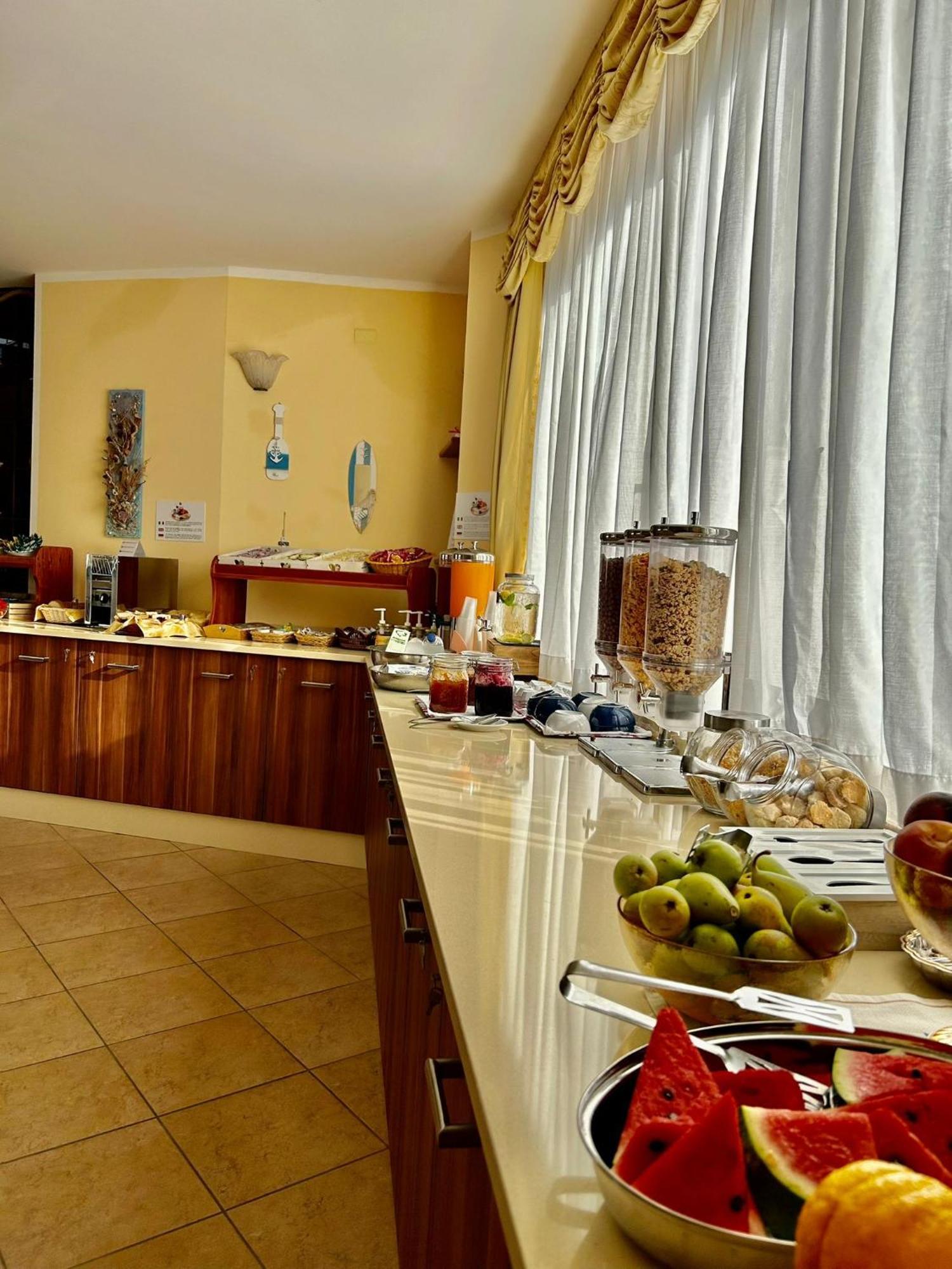 Hotel L'Ancora Capo Vaticano Eksteriør bilde