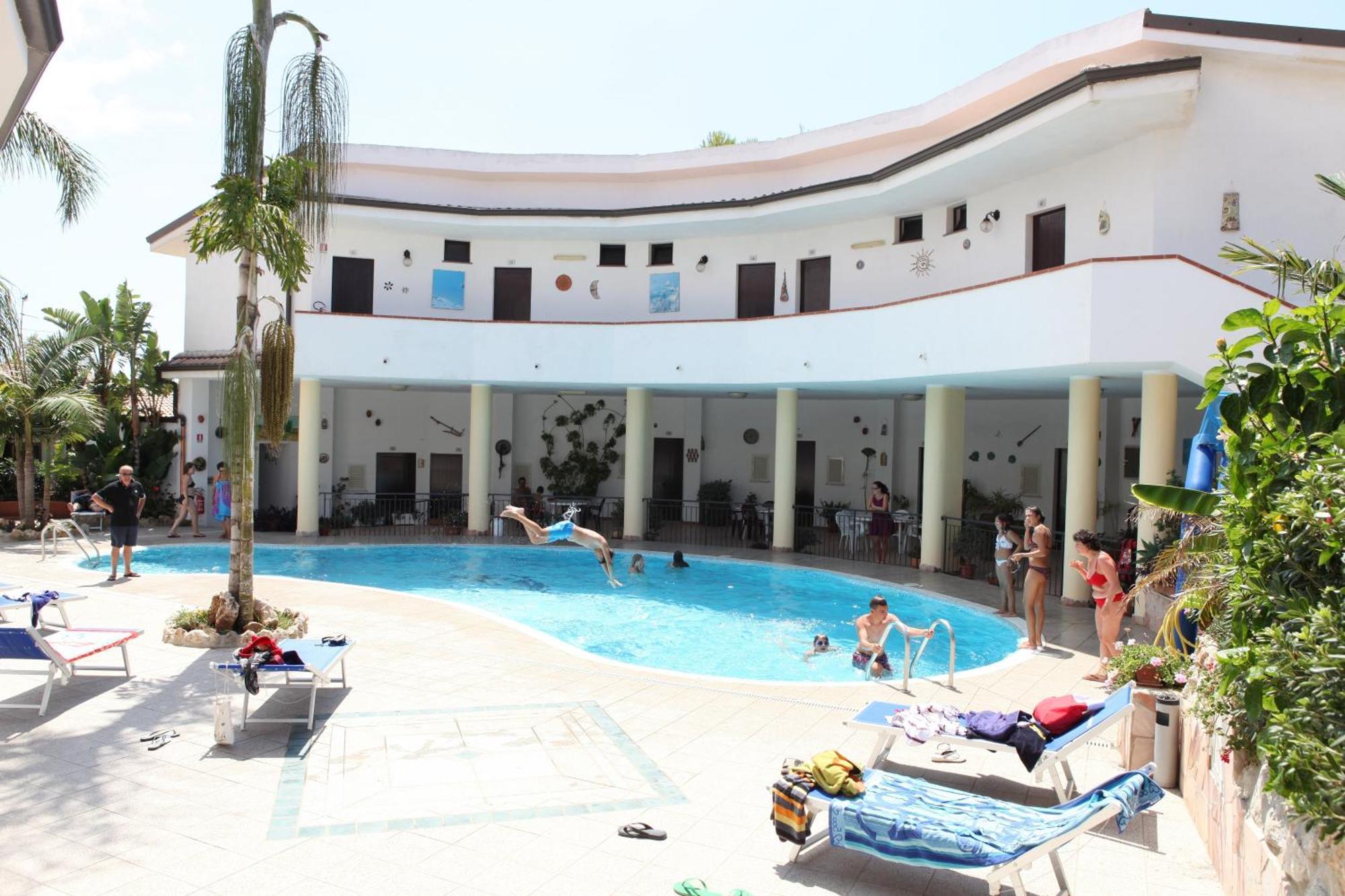 Hotel L'Ancora Capo Vaticano Eksteriør bilde