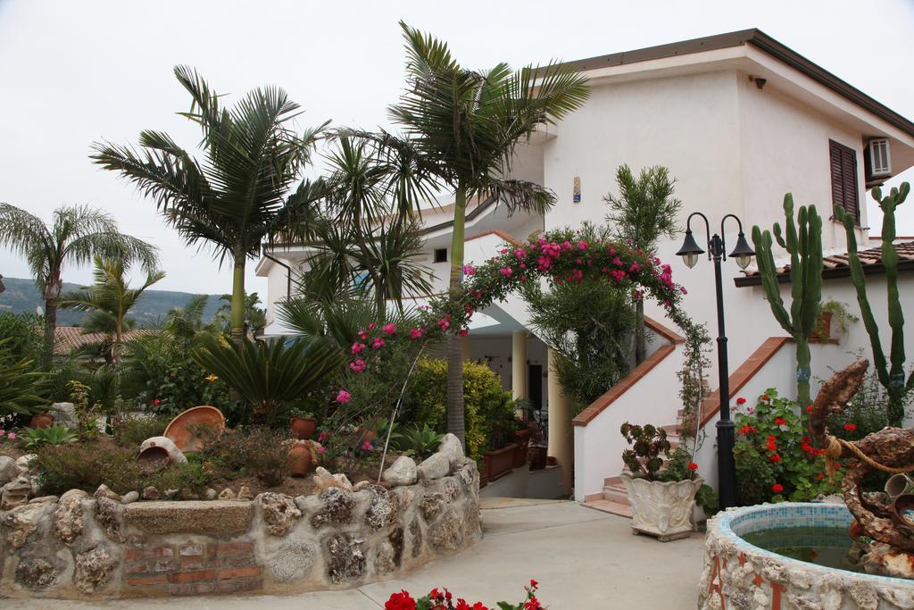 Hotel L'Ancora Capo Vaticano Eksteriør bilde