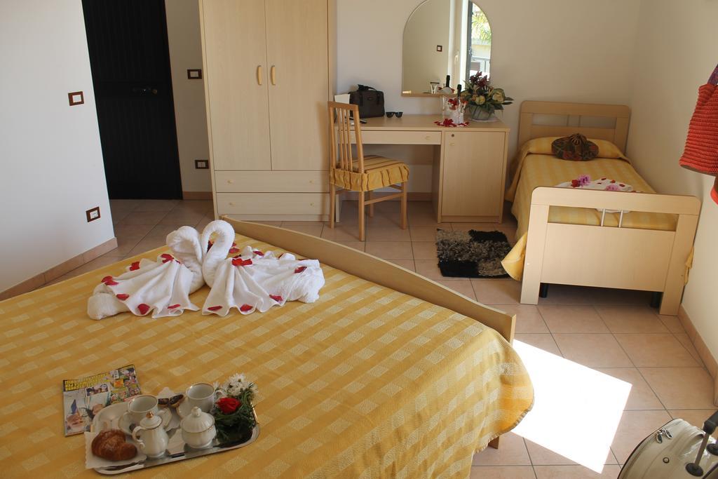 Hotel L'Ancora Capo Vaticano Eksteriør bilde
