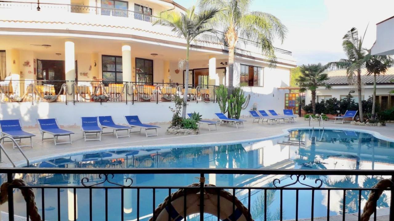 Hotel L'Ancora Capo Vaticano Eksteriør bilde